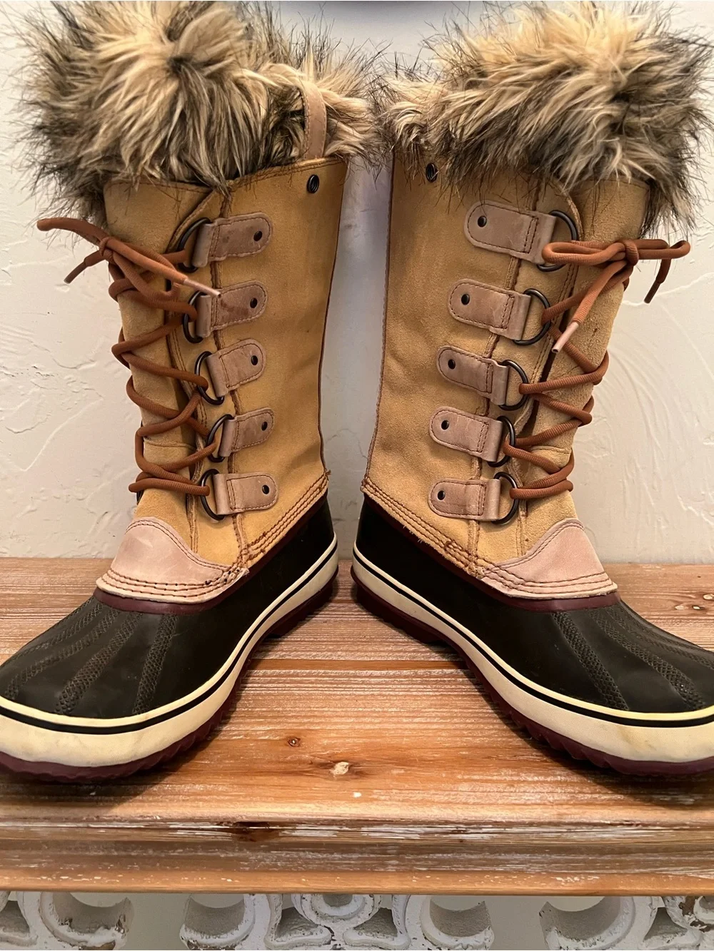 Sorel Women’s Fur-Trim Lace-Up Waterproof Winter Boots - Tan/Black Size 11